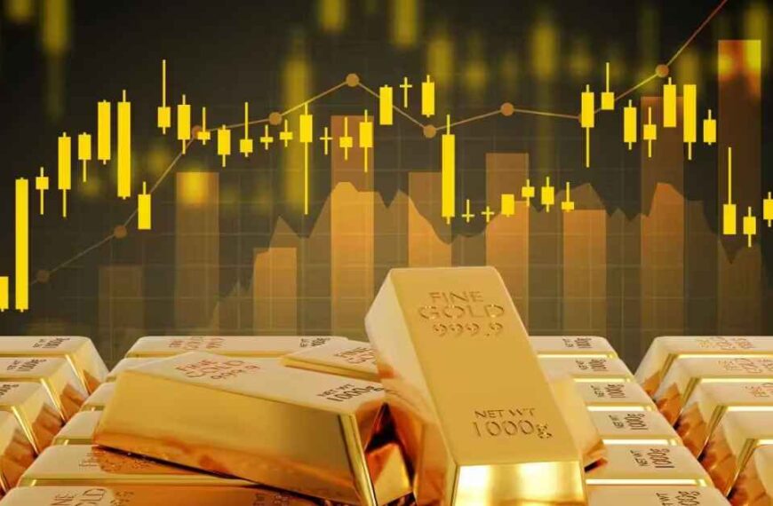 Gold Prices Plunge After Record High as Dollar Strengthens; Silver Falls Over 8%